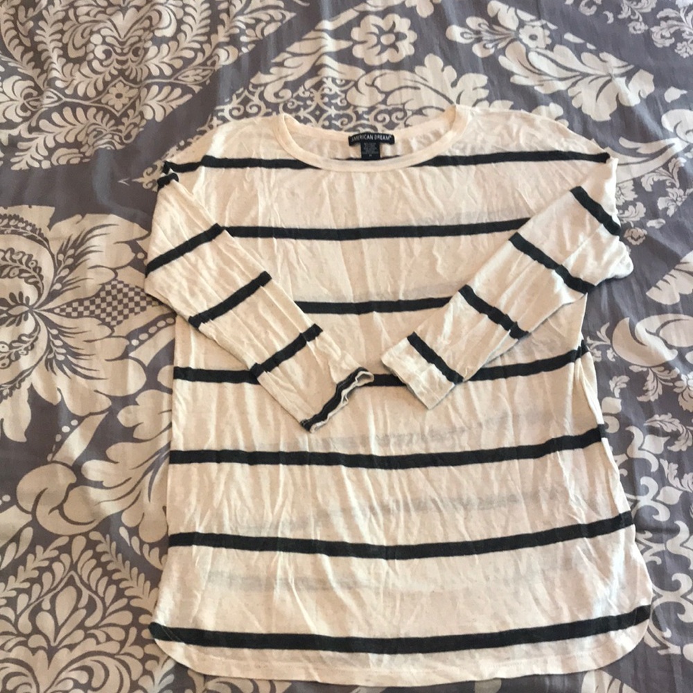 Quarter length cream shirt with black stripes